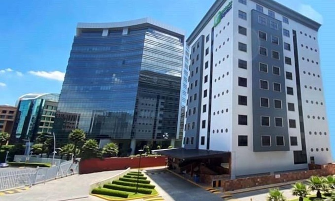 Santa Fe Hotel | Holiday Inn Express Mexico Santa Fe by IHG