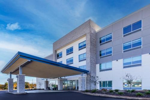 Senatobia Hotel | Holiday Inn Express & Suites Senatobia I-55 by IHG