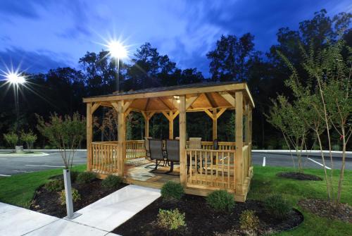 Maumelle Hotel | Holiday Inn Express & Suites Maumelle by IHG