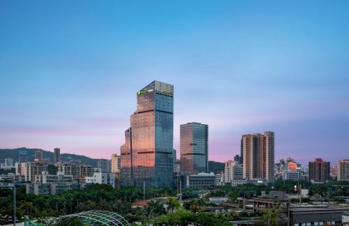 Zhuhai Gongbei Hotel | Holiday Inn Express Zhuhai Gongbei by IHG