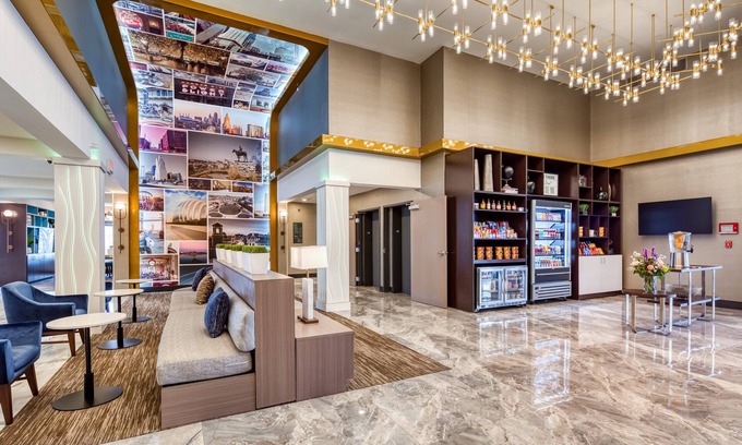 Downtown Kansas City Hotel | Holiday Inn Kansas City Downtown by IHG