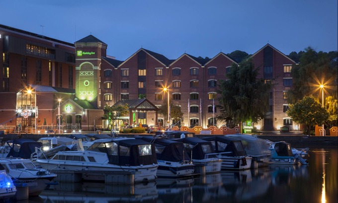 Lincoln Hotel | Holiday Inn Lincoln by IHG