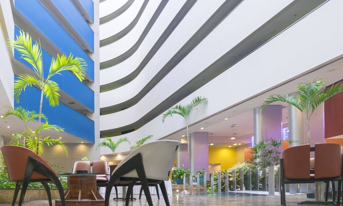 Monterrey Centro Hotel | Holiday Inn Monterrey - Parque Fundidora by IHG