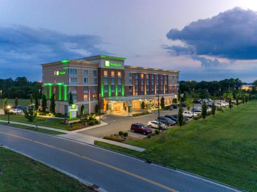 Murfreesboro Hotel | Holiday Inn Murfreesboro by IHG