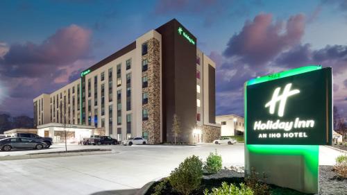 Donelson Hotel | Holiday Inn Nashville Airport by IHG