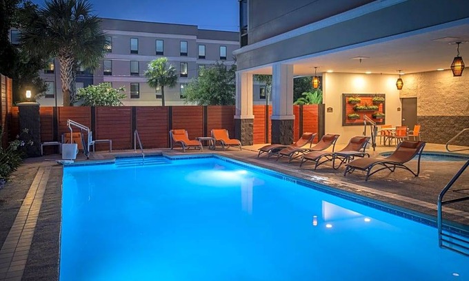 Ferry Pass Hotel | Holiday Inn Pensacola - University Area, an IHG Hotel