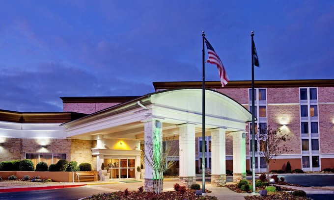Huntsville Hotel | Holiday Inn Research Park by IHG