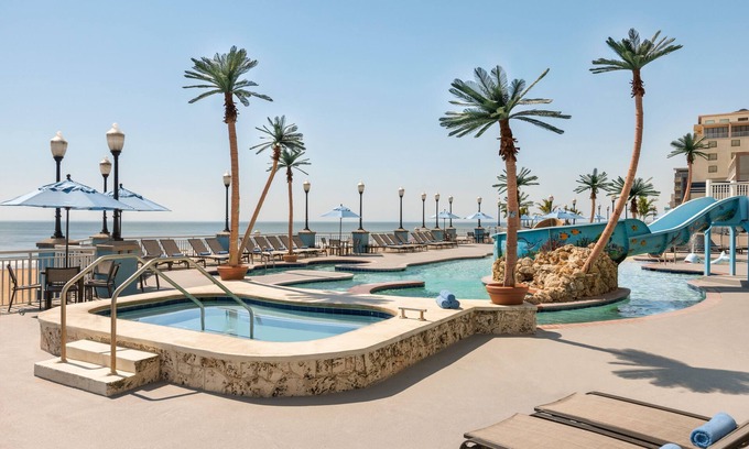 Ocean City Hotel | Holiday Inn & Suites Ocean City by IHG