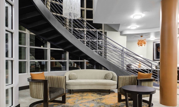 Windsor Hotel | Holiday Inn Windsor Wine Country by IHG
