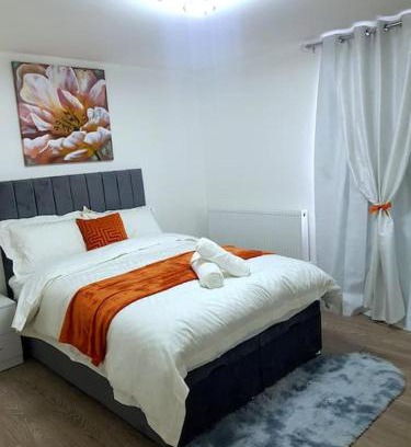 Gillingham House | Holiday Let - Entire modern home in Medway