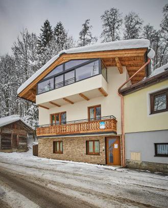 Saalbach-Hinterglemm Ski Chalet | Holiday Lodge Central