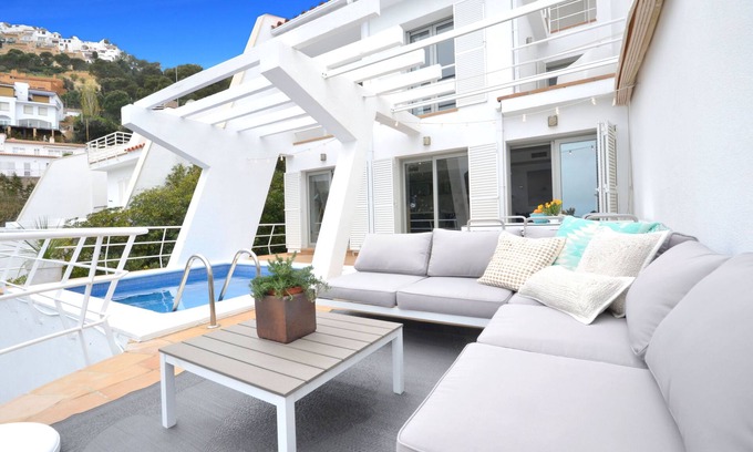 Aiguablava House | Holiday rental semidetached with swimming pool in Begur, Sa Tuna