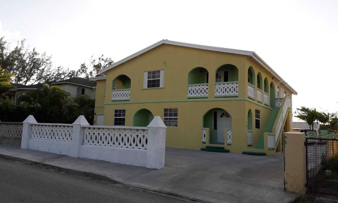 Atlantic Shores House | HOLIDAY SPICE IS A HOME AWAY FROM HOME. APARTMENTS WITH BREEZE AND FAMILY TASTE