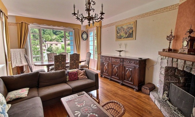 Seix House | Holiday village house Seix in Ariège
