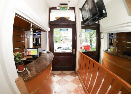 West Kensington Hotel | Holland Inn Hotel