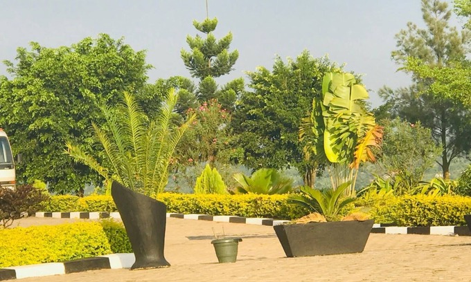 Bukomansimbi Hotel | Hollandia Hotel