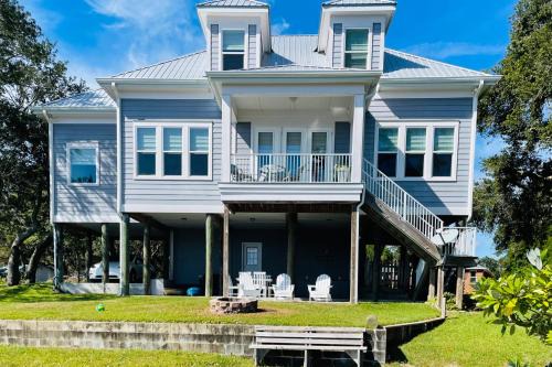Navarre House | Holley Point Holiday House