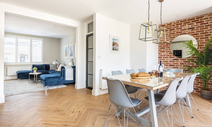 Instow House | Holly Hayes House Instow
