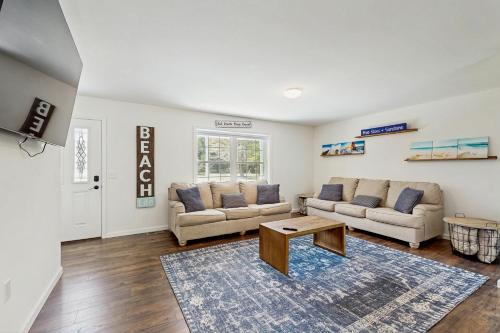 Ocean View House | Holly Park - 36568 Berry Ct