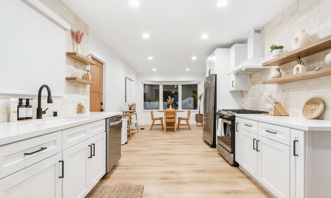 Los Feliz House | Hollyvista Oasis