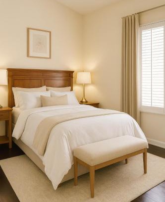 Melrose Apartment | Hollywood Hills, Near Griffith Park - Family-Friendly 2BR