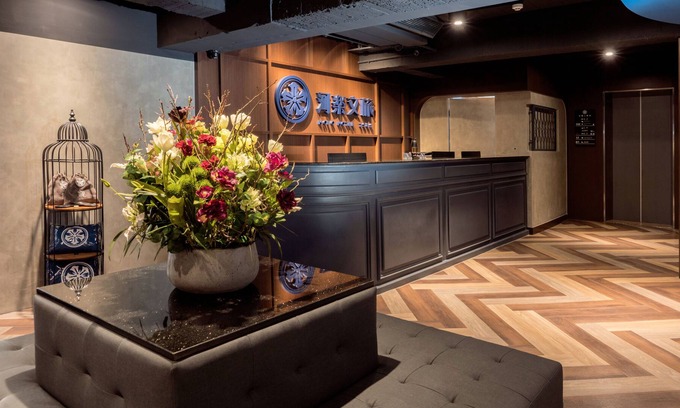 West Central District Hotel | HoLo HOTEL