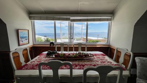 Gansbaai House | Holte vir die Voet Akkommodasie