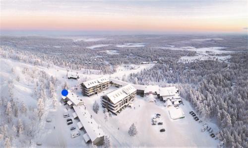 Pyhatunturi Apartment | HolySuites 10 Pyhä - Ski-In next to slope