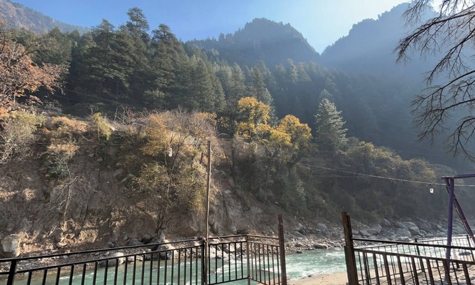 Kasol Hotel | HOM House of MannMauji Riverside