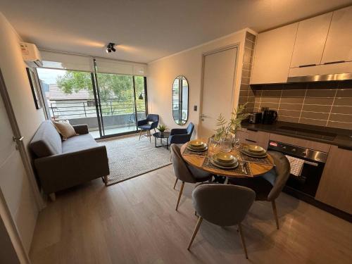 Downtown Santiago Apartment | HOM I Dpto 2D2B con Parking cerca al MovistarArena