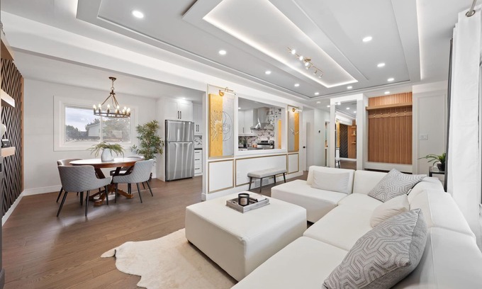Niagara-on-the-Lake House | Home away from home, in the picturesque Niagara on the lake.