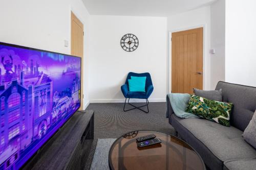 Bristol House | Home Away From Home