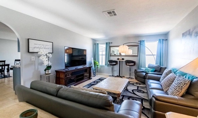 Highland Hills House | Home away from home in delightful Henderson with AC