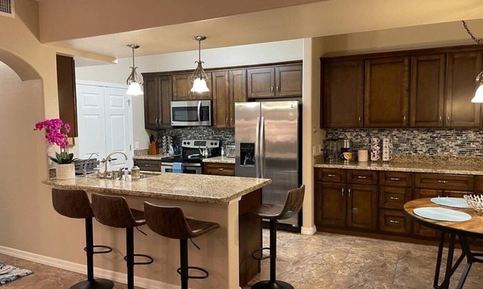 Parkwood Ranch Condo | Home away from home in a quite lovely area.