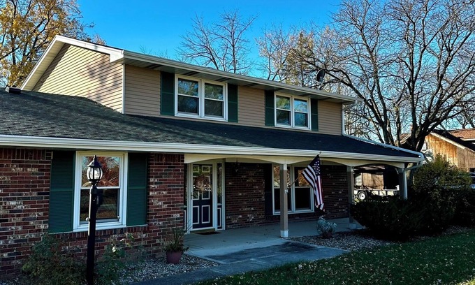 Saint Marys  Allen County House | Home Away From Home!