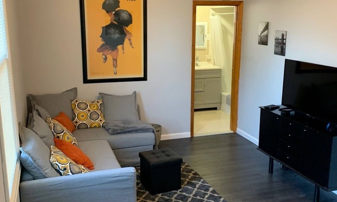 Livingston Apartment | HOME AWAY FROM HOME IN LIVINGSTON NJ