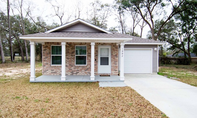 North Northwest Pensacola House | Home Away from Home