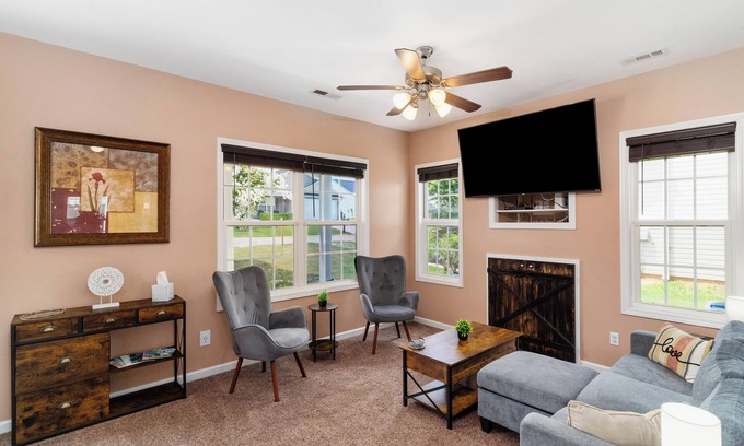 Boiling Springs House | "Home Away From Home!" Weekly & Monthly Discounts.