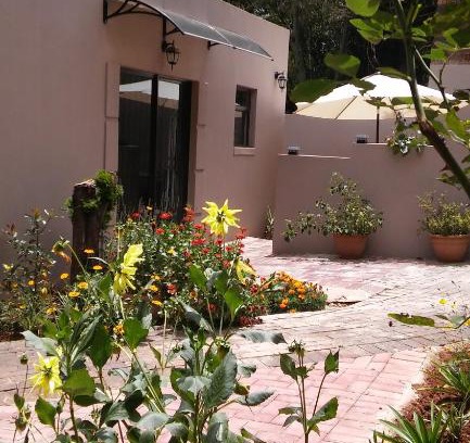 Greater Johannesburg Metropolitan Area Apartment | @Home Cottage