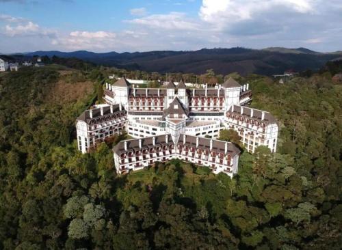 Alto do Capivari Apartment | Home Green Home 101 - Um Castelo na Montanha com linda vista