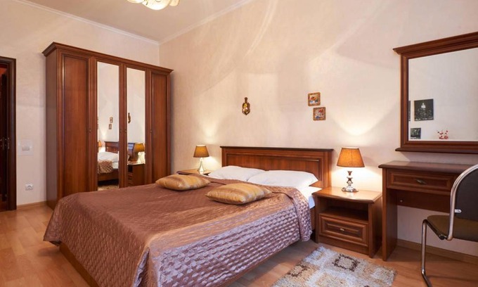 Lypky Apartment | Home Hotel Apartments on Khreshchatyk Area