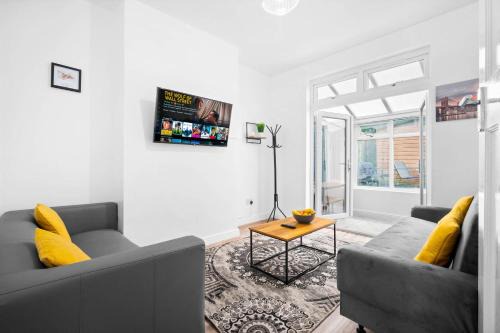Acocks Green House | Home in Birmingham Cosy Stays