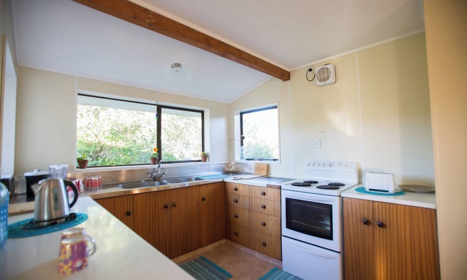 Havelock North Cabin | Home in Havelock at Taruna Lodge
