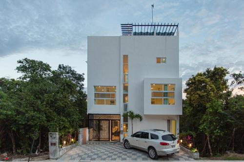Cancun House | Home in Puerto Morelos 5BD 7BR Roof Toop Pool