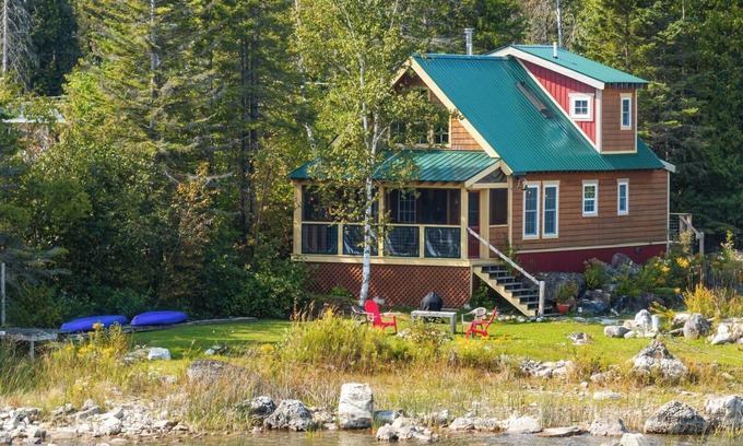 Cedarville Cabin | Home ON Lake Huron~Close to Mackinac Isl~ATV Trail