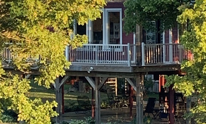 Ozark House | Home plus Guest Cottage w' Hot Tub right on the river.