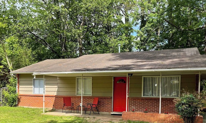 Decatur House | Home Sweet Home For Family & Business, Very Spacious
