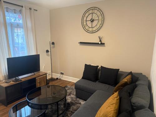 Reading House | Home Sweet Home in RG1 with FREE Parking