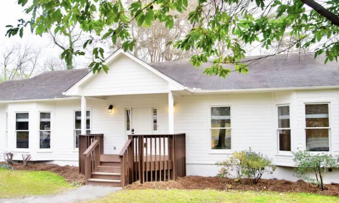 Shannon House | Home Sweet Hoover