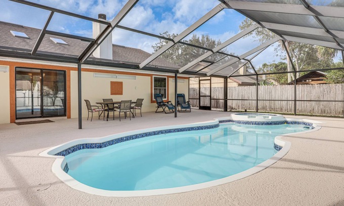 Girvin House | Home w/Pool 5 Mi to Neptune Beach in Jacksonville